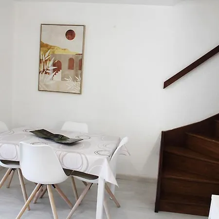 Jolie Bord De Acces Direct