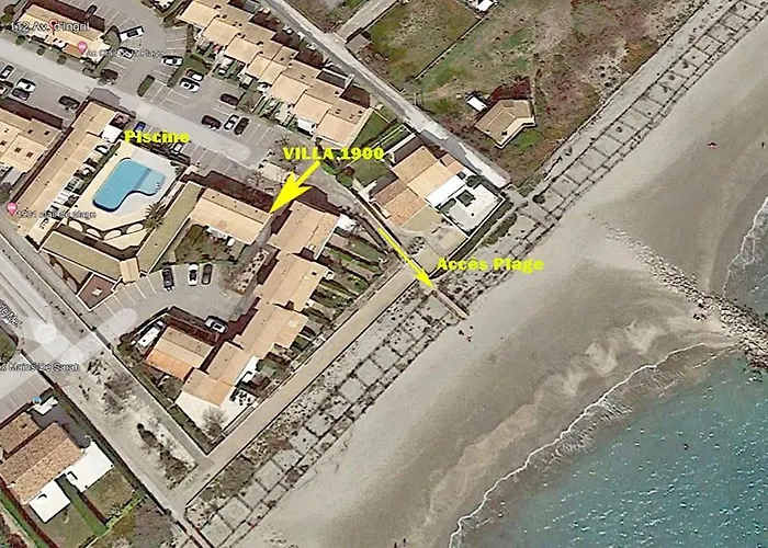 Jolie Bord De Acces Direct Villa